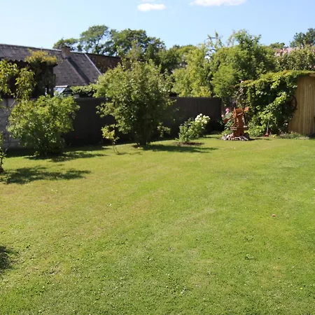 Lush Green Garden Campsite * Kuressaare